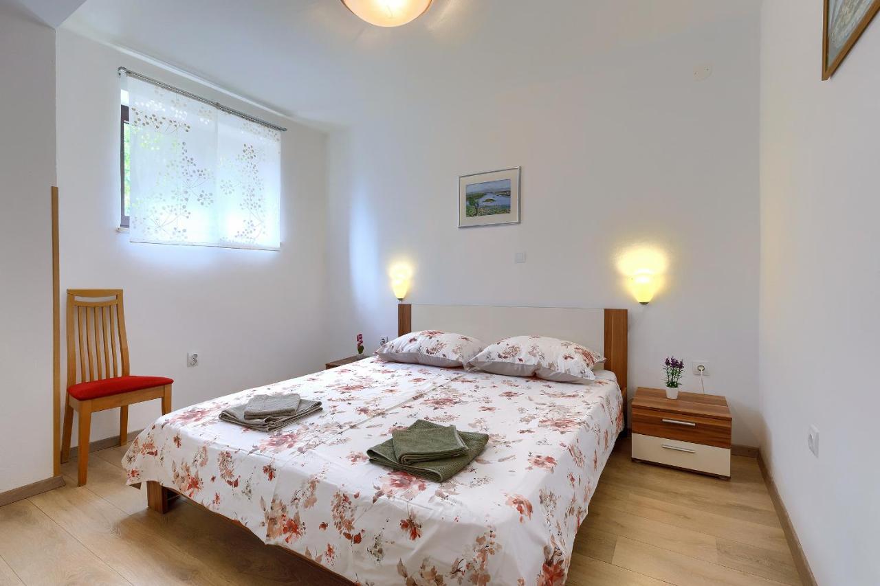Stylish Flats With Two Bedrooms In פרמנטורה מראה חיצוני תמונה