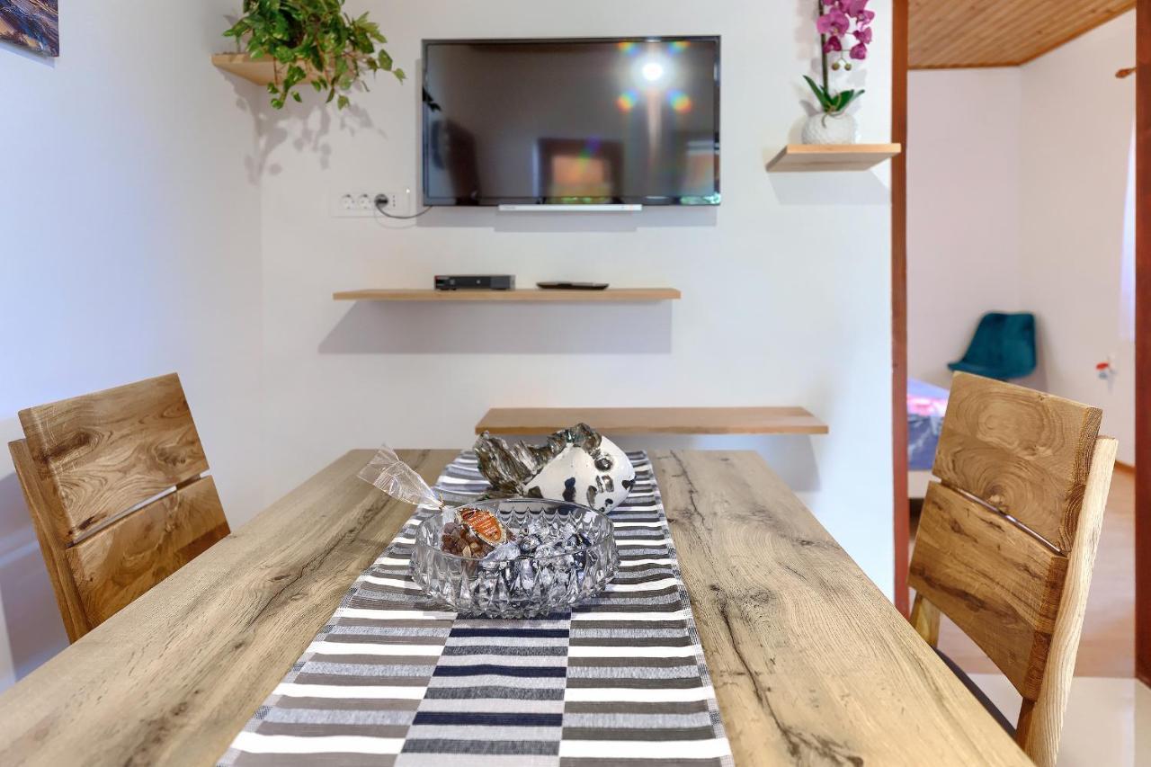 Stylish Flats With Two Bedrooms In פרמנטורה מראה חיצוני תמונה